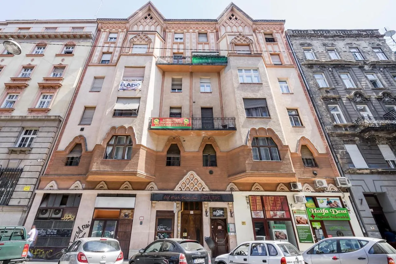Budapest Lighthouse Apartment